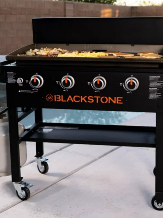 Station de cuisson à plaque chauffante Blackstone à 4 brûleurs de 36 po 